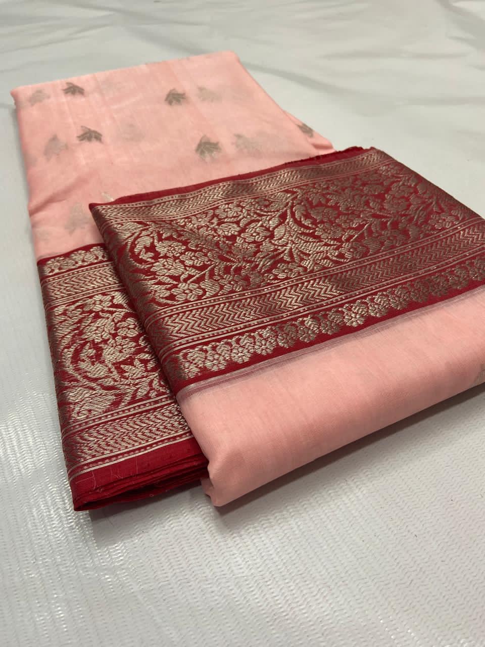 Handwoven Maroon Blush Pink with Maroon Zari Border Organza Chanderi Katan Silk Saree - Authentic Chanderi silk sarees Chanderi Saree - View 3