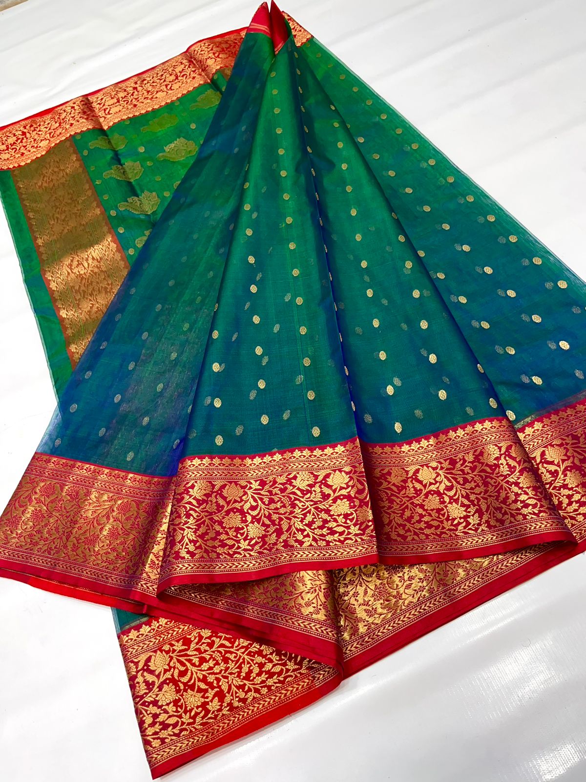 Handwoven Green Brunswick Green Color Organza Chanderi Katan Silk Saree - Authentic Chanderi silk sarees Chanderi Saree - View 2