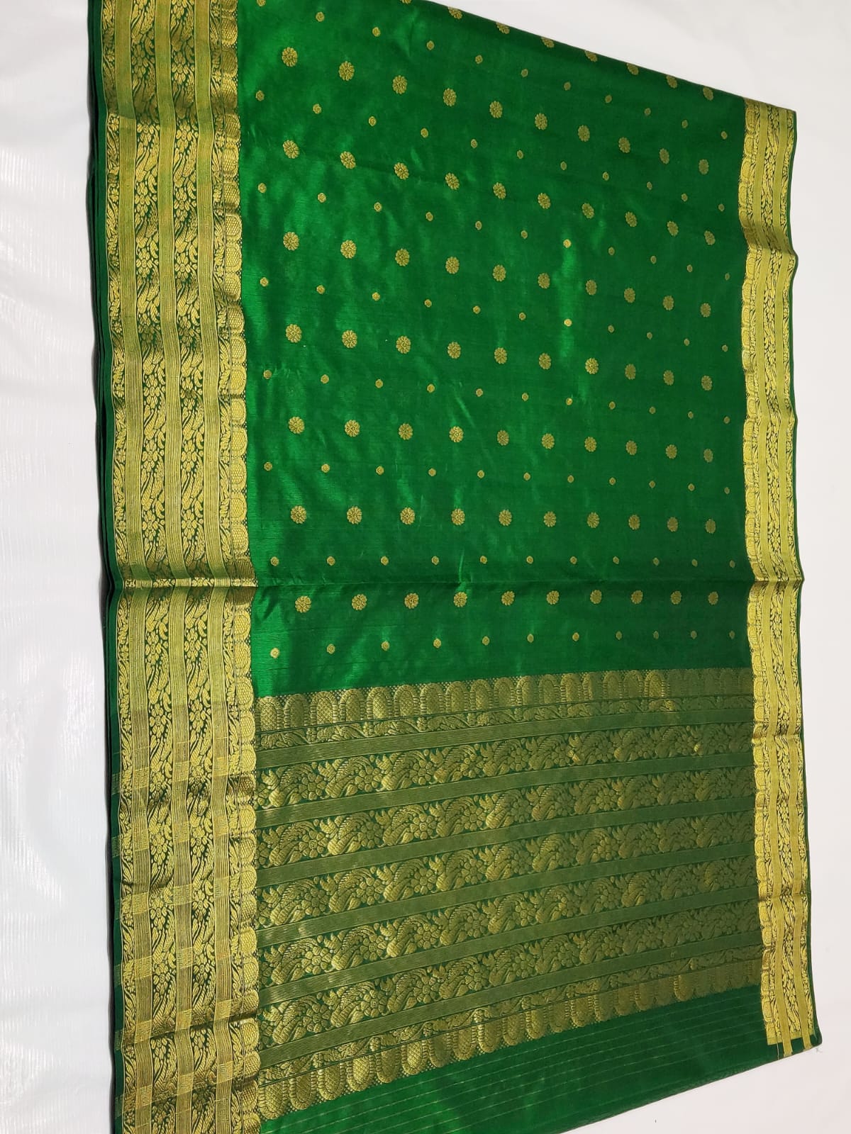 Handwoven Camarone Color Chanderi Pattu Silk Saree - Authentic Chanderi silk sarees Chanderi Saree - View 1
