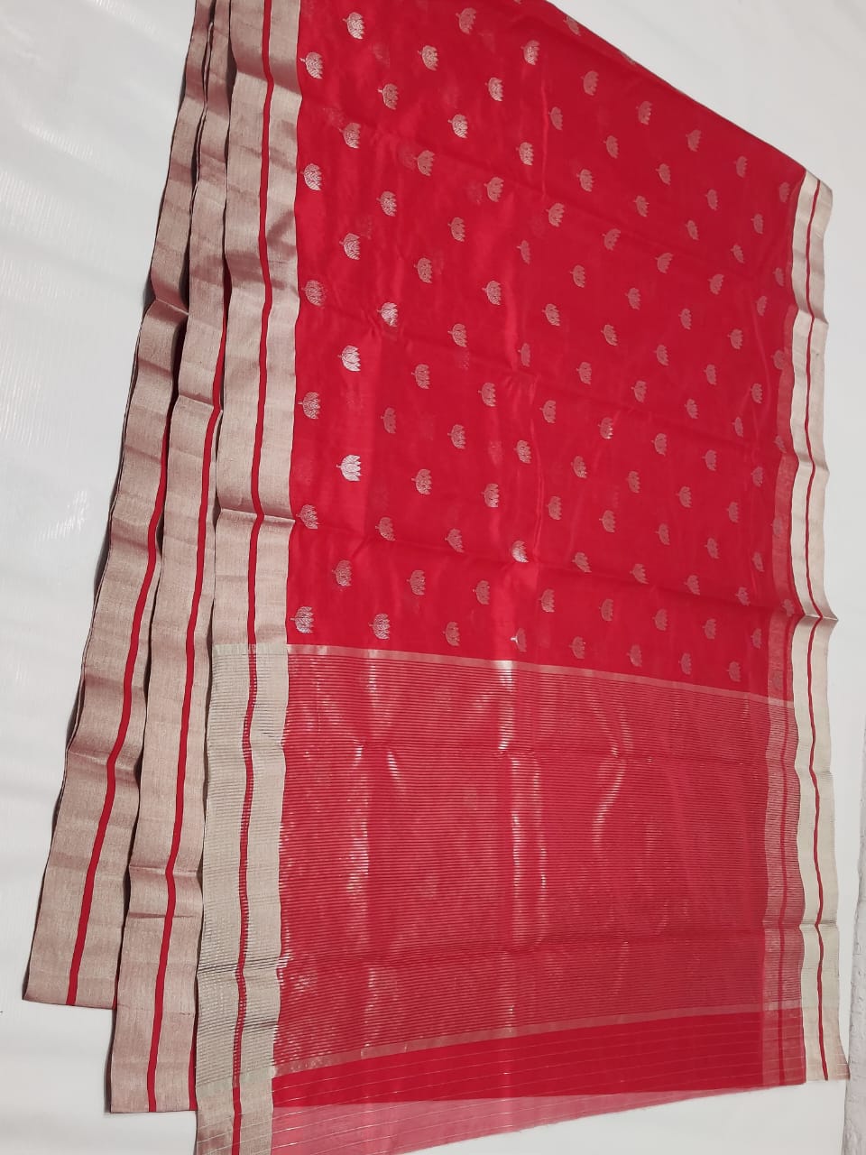 Handwoven Cardinal Color Chanderi Pattu Silk Saree - Authentic Chanderi silk sarees Chanderi Saree - View 1
