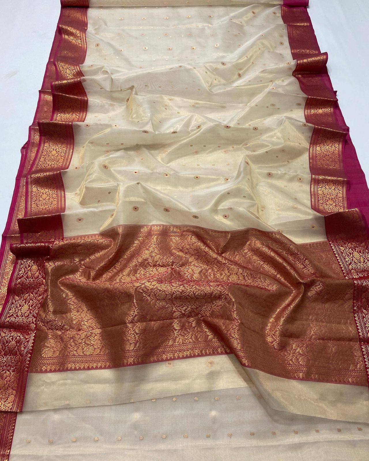Handwoven Chino Color Chanderi Silk Tissue Saree - Authentic Tissue Chanderi Saree - View 2
