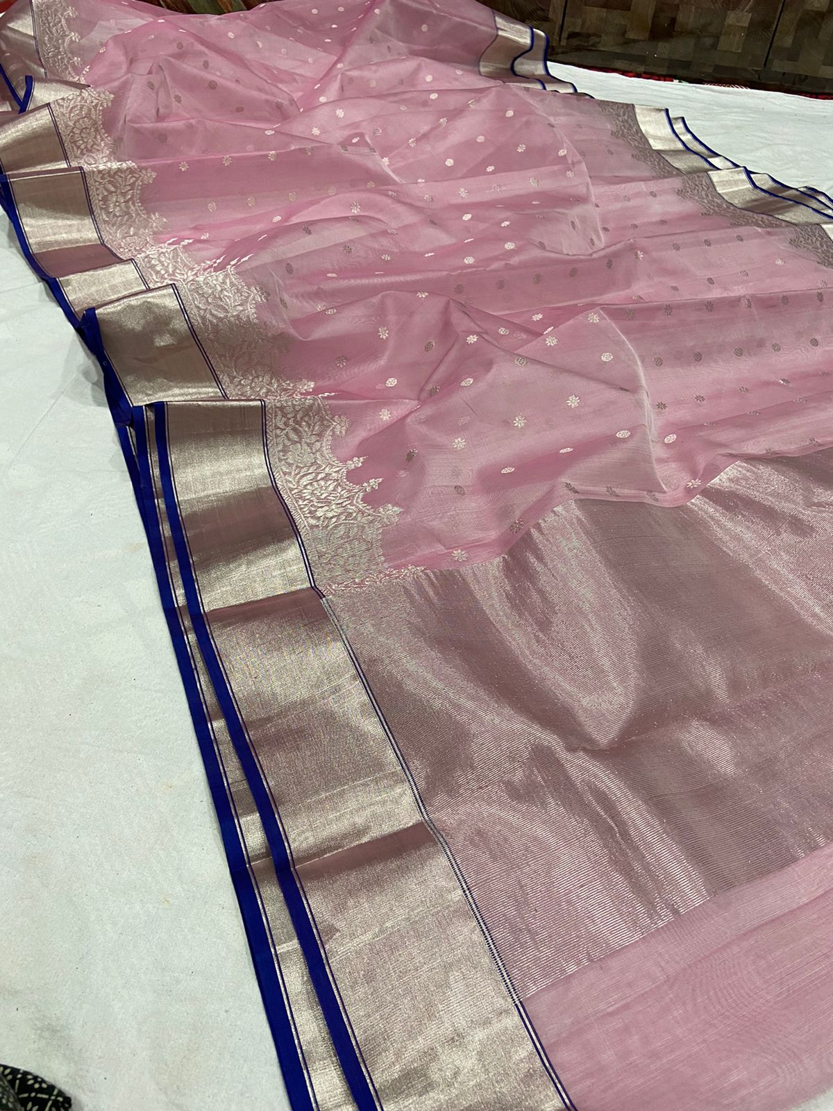Handwoven Clam Shell Color Organza Chanderi Katan Silk Saree - Authentic Chanderi silk sarees Chanderi Saree - View 3
