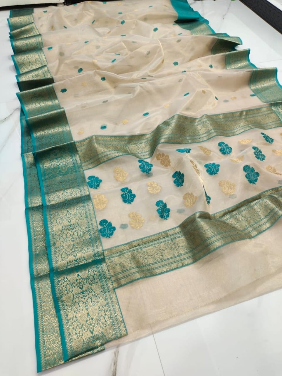 Handwoven Coral Reef Color Organza Chanderi Katan Silk Saree - Authentic Chanderi silk sarees Chanderi Saree - View 1
