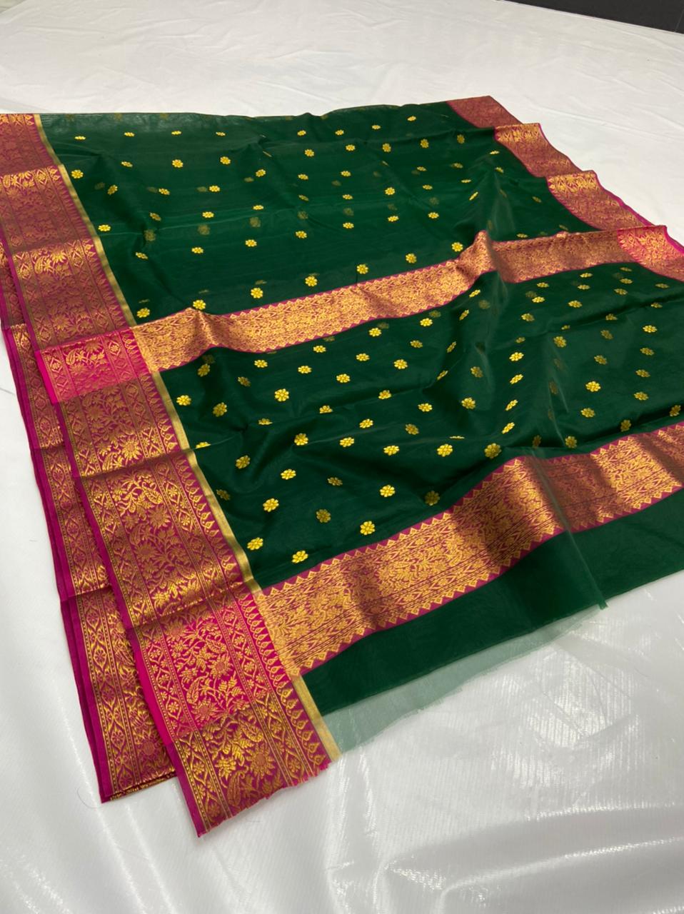 Handwoven Green Dark Green Color Organza Chanderi Katan Silk Saree - Authentic Chanderi silk sarees Chanderi Saree - View 3