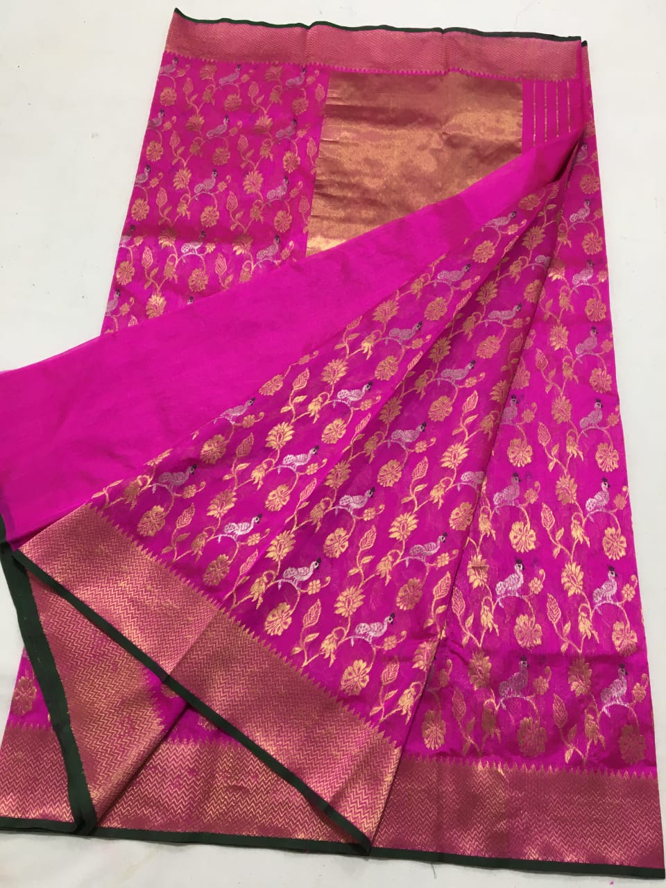 Handwoven Frostbite Color Chanderi Pattu Silk Saree - Authentic Chanderi silk sarees Chanderi Saree - View 2