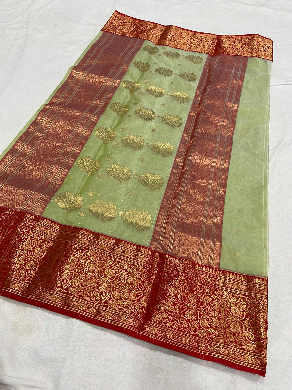 Handwoven Green Green Smoke Color Organza Chanderi Katan Silk Saree - Authentic Chanderi silk sarees Chanderi Saree - View 2