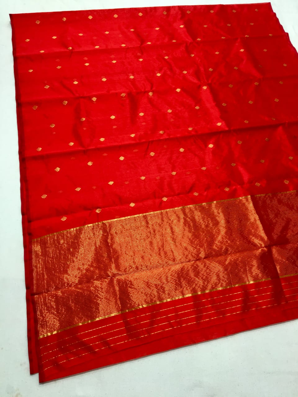 Handwoven Red Guardsman Red Color Chanderi Pattu Silk Saree - Authentic Chanderi silk sarees Chanderi Saree