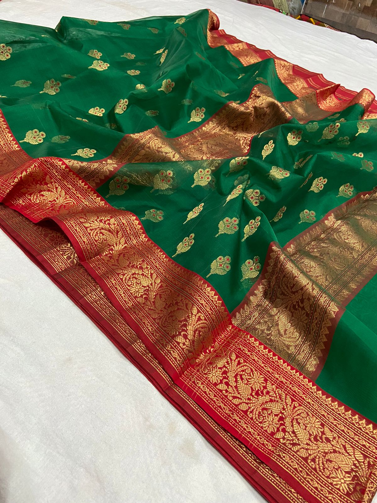 Handwoven Green Kaitoke Green Color Organza Chanderi Katan Silk Saree - Authentic Chanderi silk sarees Chanderi Saree - View 2