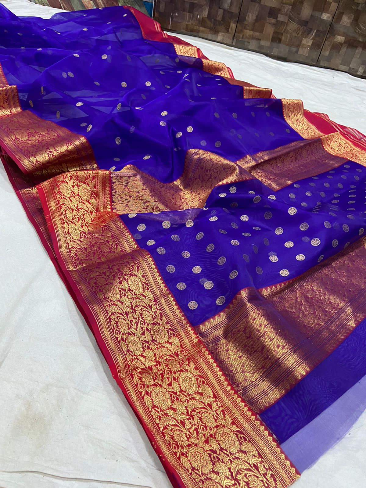 Handwoven Kingfisher Daisy Color Organza Chanderi Katan Silk Saree - Authentic Chanderi silk sarees Chanderi Saree - View 1