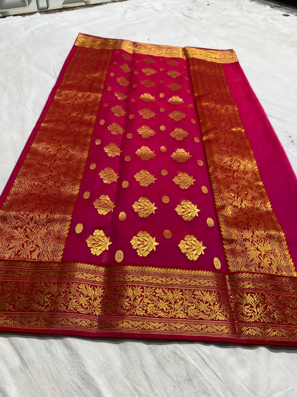 Handwoven Lipstick Color Organza Chanderi Katan Silk Saree - Authentic Chanderi silk sarees Chanderi Saree