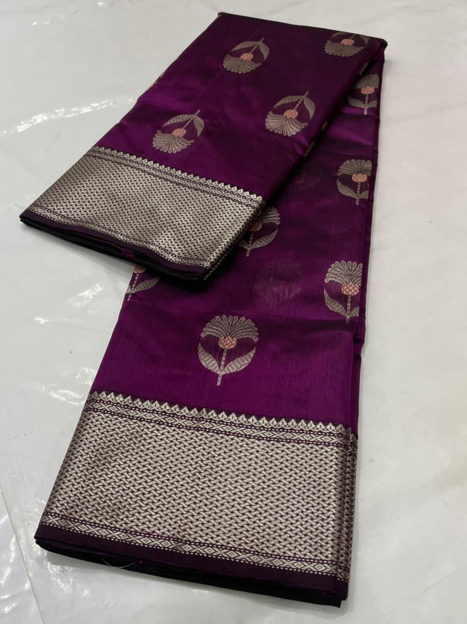 Handwoven Purple Palatinate Purple Color Chanderi Pattu Silk Saree - Authentic Chanderi silk sarees Chanderi Saree - View 4