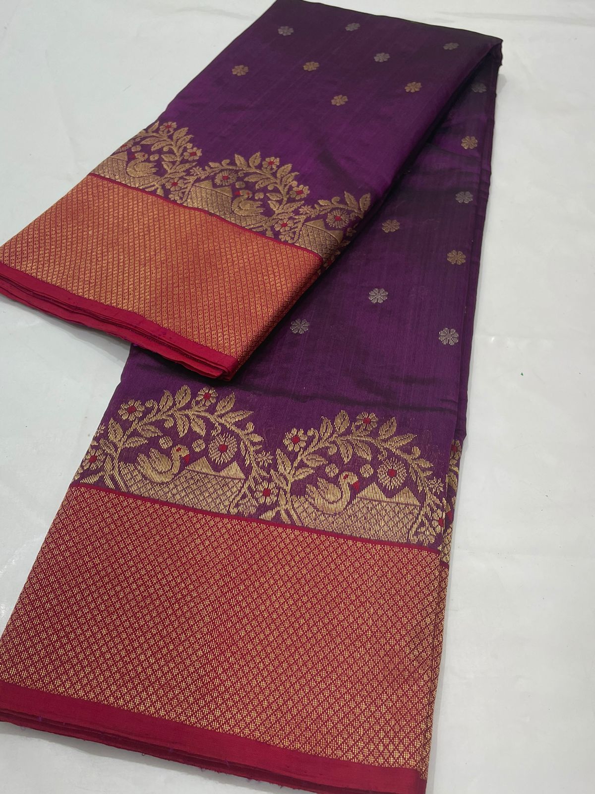 Handwoven Purple Platinate Purple Color Chanderi Pattu Silk Saree - Authentic Chanderi silk sarees Chanderi Saree - View 3