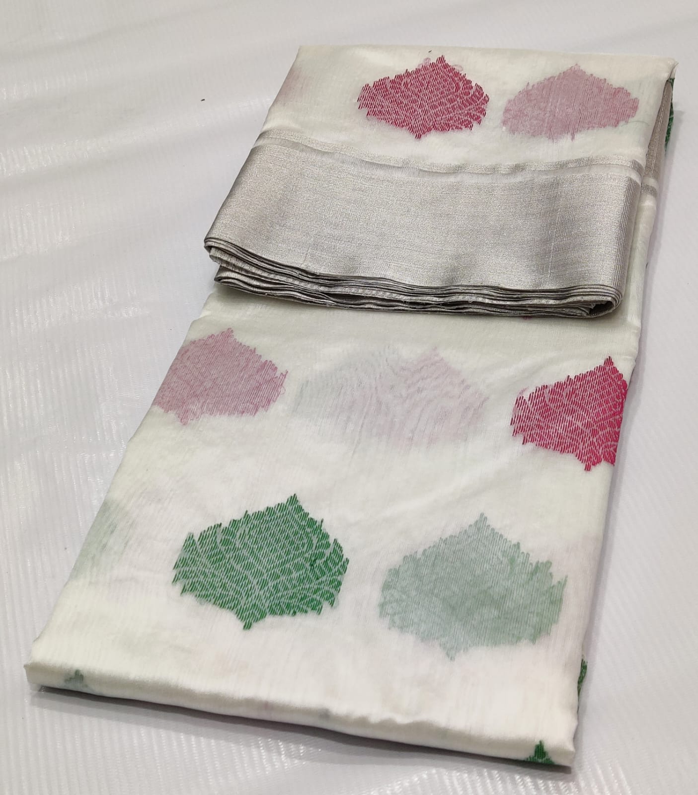 Handwoven Quill Gray Color Chanderi Pattu Silk Saree - Authentic Chanderi silk sarees Chanderi Saree - View 3