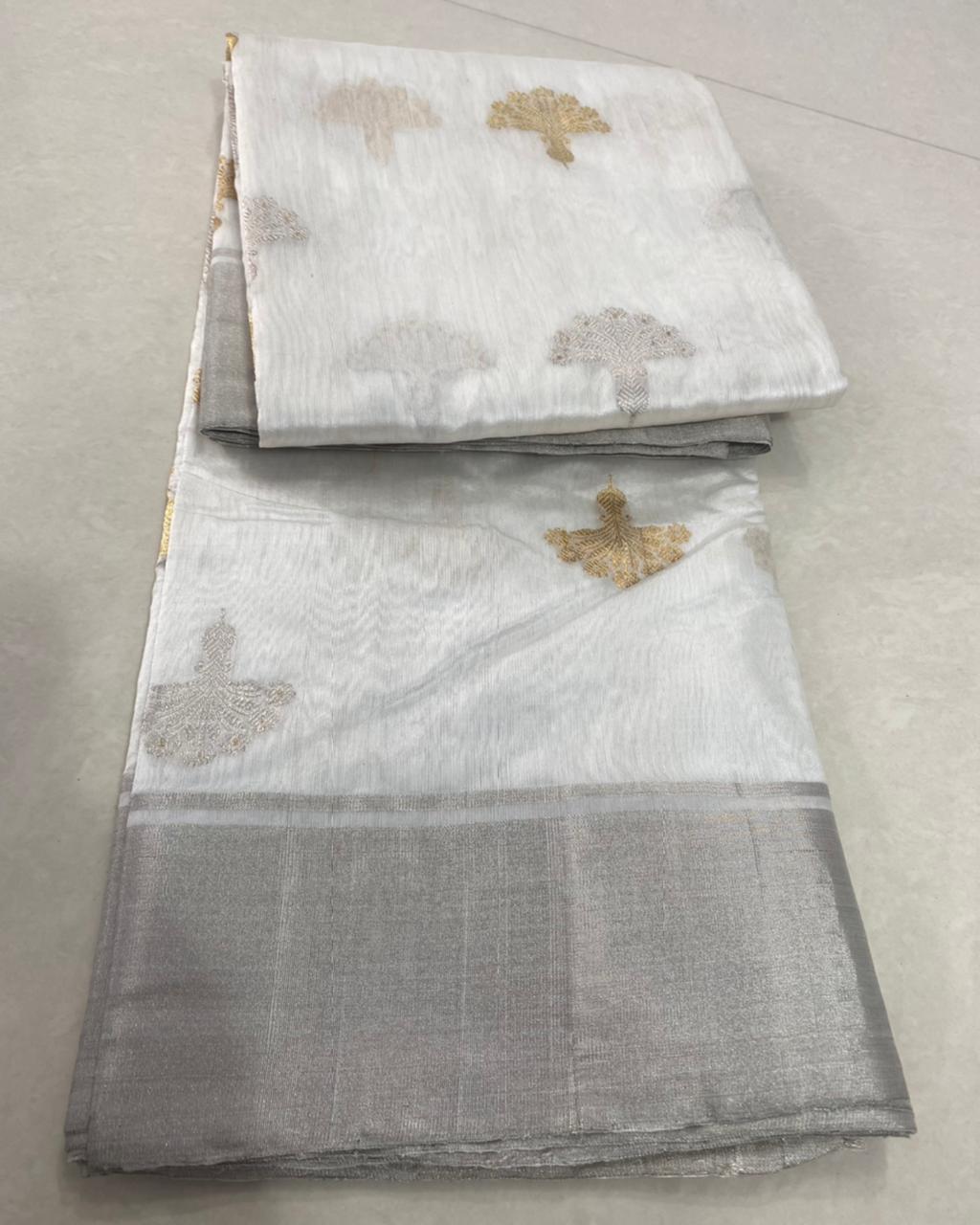 Handwoven Quill Gray Color Chanderi Pattu Silk Saree - Authentic Chanderi silk sarees Chanderi Saree - View 3