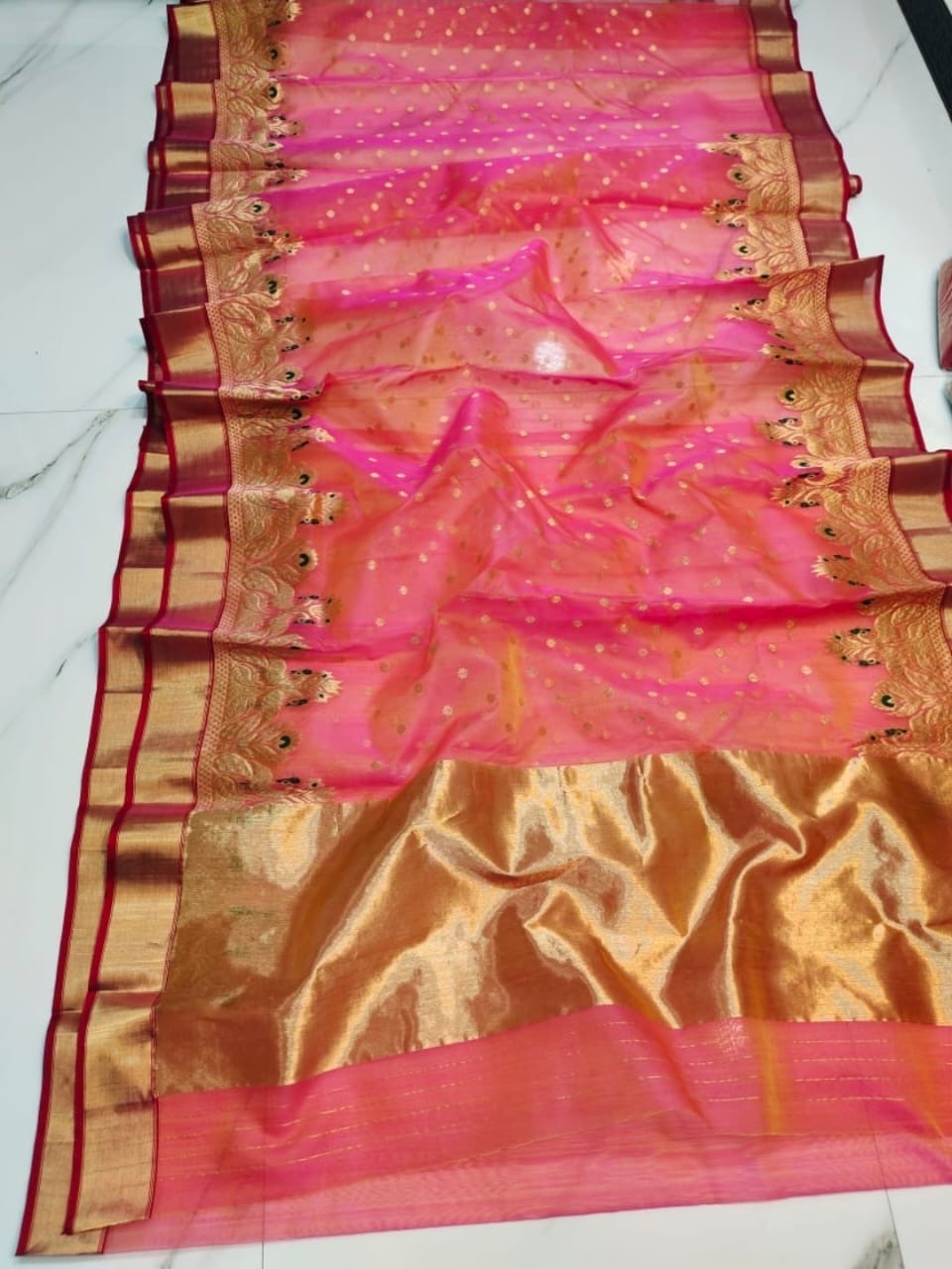 Handwoven Gold Rich Gold and Vibrant pinkOrganza Chanderi Katan Silk Saree - Authentic Chanderi silk sarees Chanderi Saree