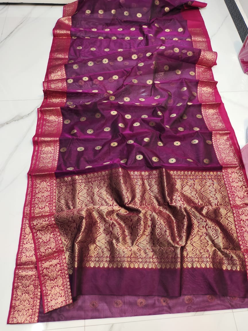 Handwoven Gold Royal Magenta with Gold Ashrafi Buti Organza Chanderi Katan Silk Saree - Authentic Chanderi silk sarees Chanderi Saree - View 1