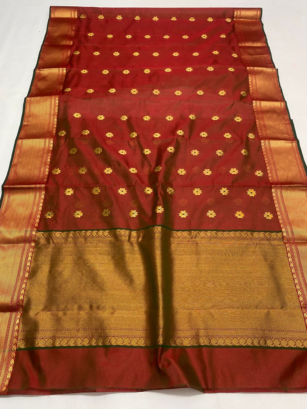Handwoven Red Rustic Red Color Chanderi Pattu Silk Saree - Authentic Chanderi silk sarees Chanderi Saree - View 2