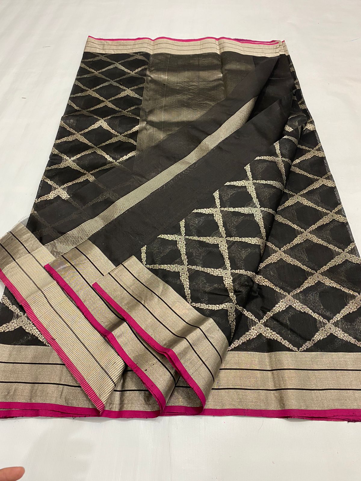 Handwoven Shark Color Chanderi Pattu Silk Saree - Authentic Chanderi silk sarees Chanderi Saree - View 2