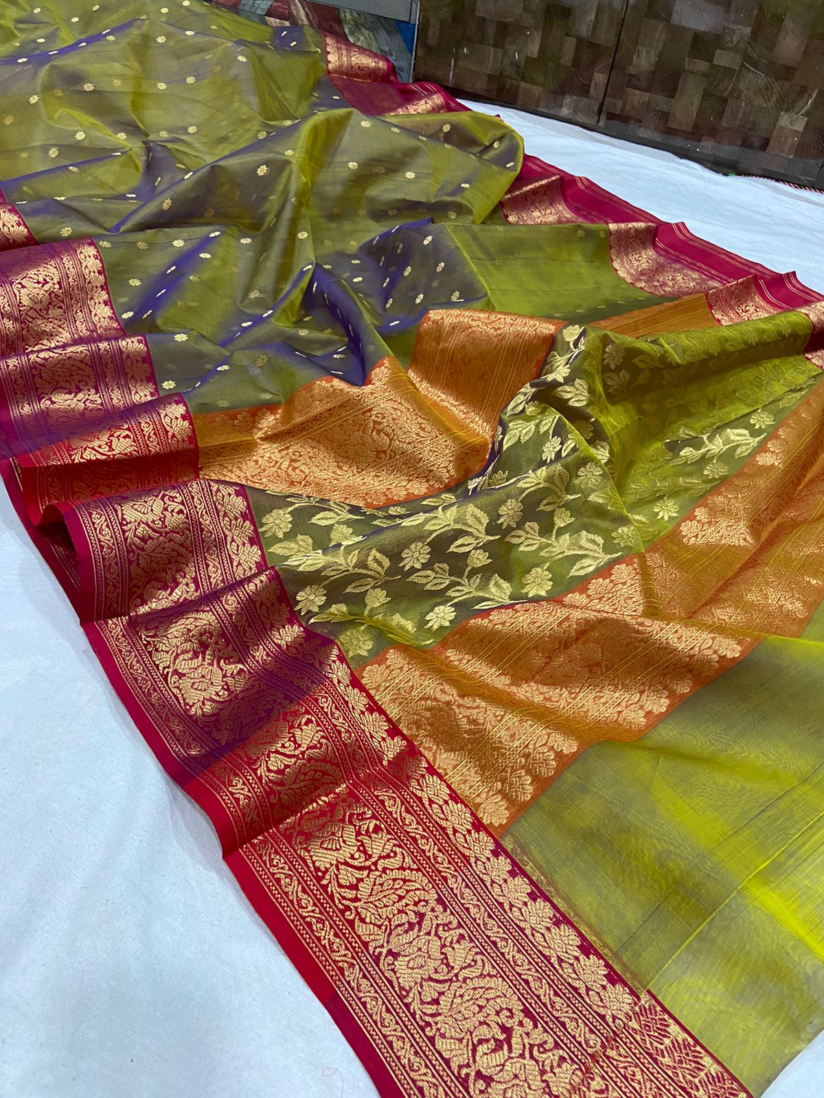 Handwoven Wasabi Color Organza Chanderi Katan Silk Saree - Authentic Chanderi silk sarees Chanderi Saree - View 2