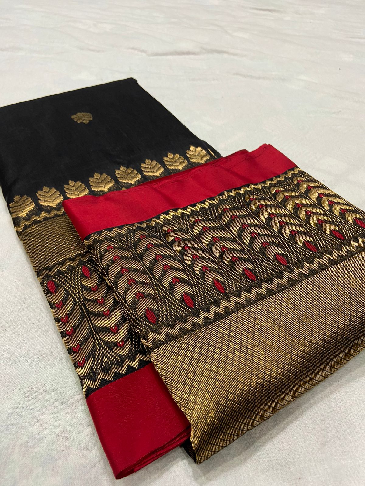 Handwoven Woodsmoke Color Chanderi Pattu Silk Saree - Authentic Chanderi silk sarees Chanderi Saree - View 3