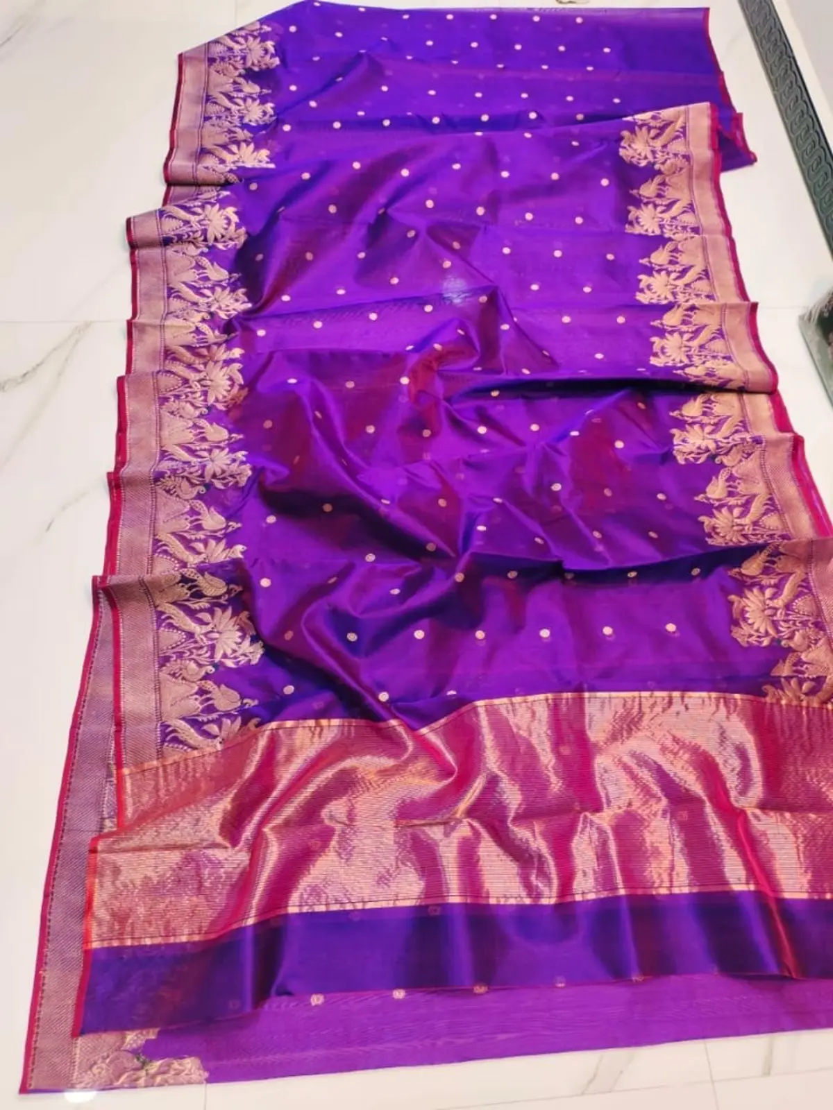 Handwoven Amethyst Purple with Rani Pink Border Amethyst Purple with Rani Pink Border Pattu Silk Saree - Authentic Chanderi Silk Saree Chanderi Saree - View 3