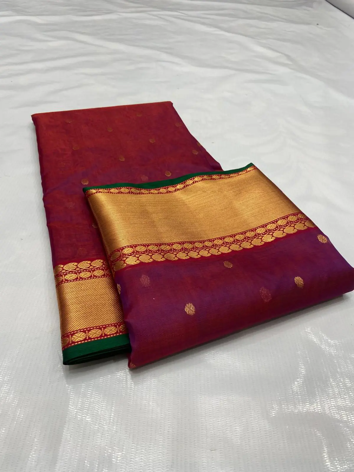Handwoven Amethyst Purple Amethyst Radiance with Antique Gold Zari Kataan Silk - Authentic Chanderi Silk Saree Chanderi Saree - View 4