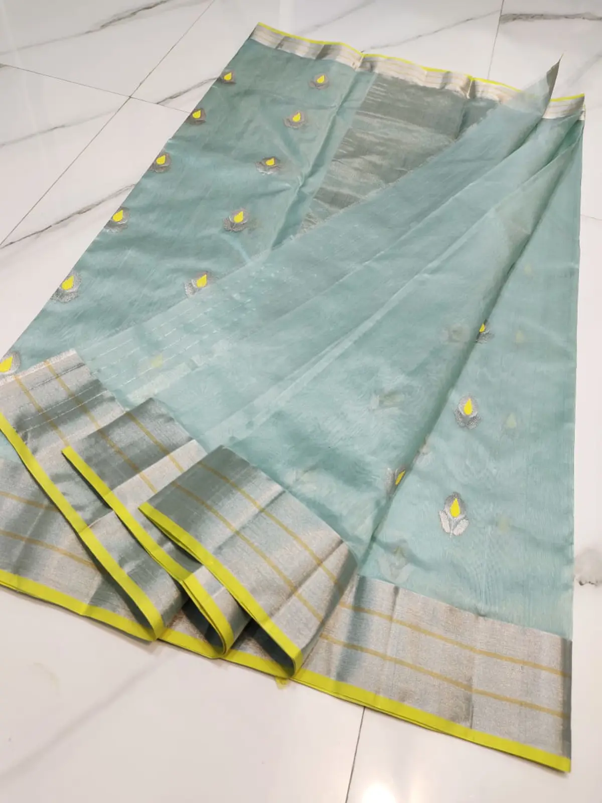 Handwoven Celadon Mist, Gilded Yellow, White, and Silver Zari Celadon Mist, Gilded Yellow, White, and Silver Zari Pattu Silk Saree - Authentic Chanderi Silk Saree Chanderi Saree - View 2