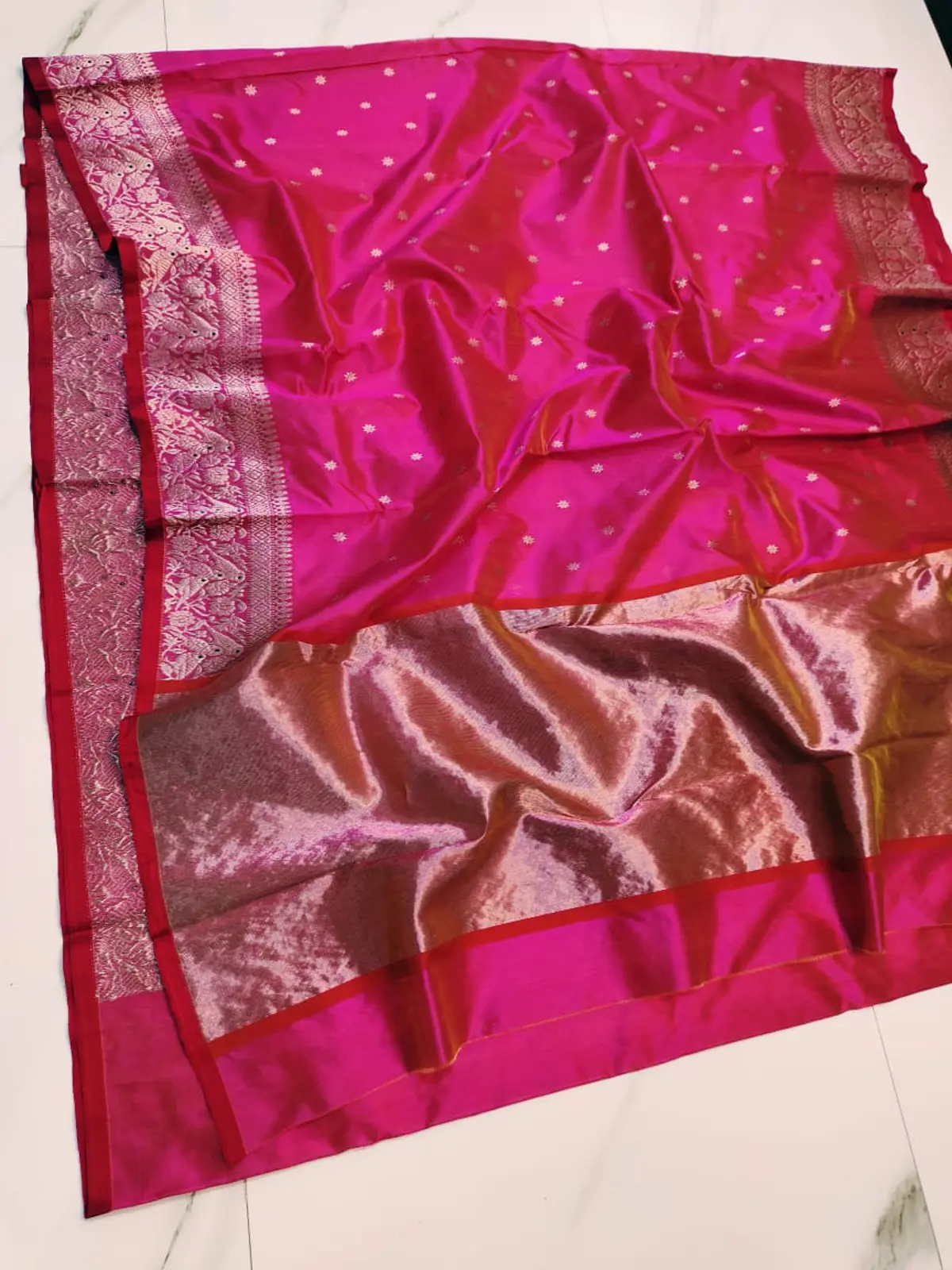 Handwoven Cerise Radiance & Heirloom Gold Cerise Radiance with Heirloom Gold Zari Weave Pattu Silk - Authentic Chanderi Silk Saree Chanderi Saree - View 3