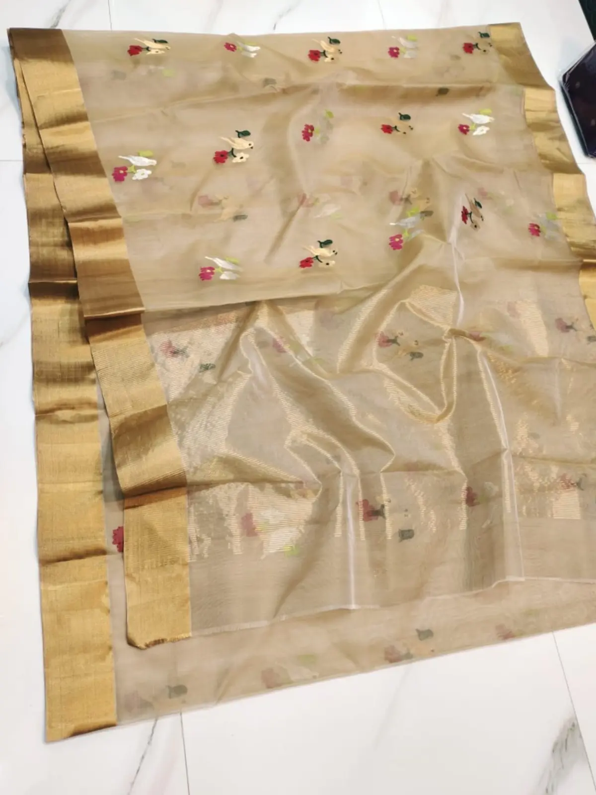 Handwoven Champagne Blossom & Antique Gold Champagne Blossom and Antique Gold Champagne Blossom with Golden Zari Birds Chanderi Silk - Authentic Chanderi Silk Saree Chanderi Saree - View 2