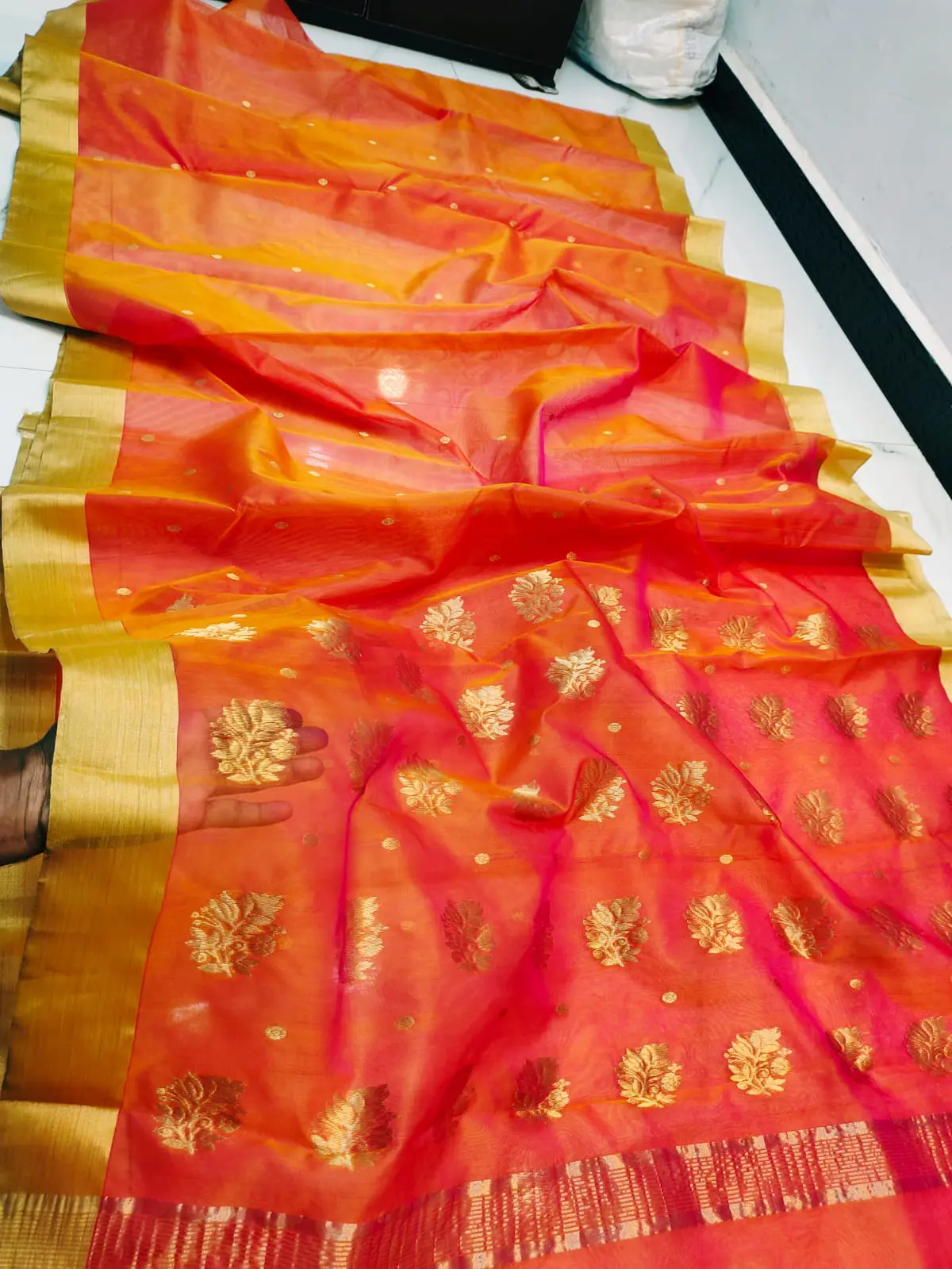 Handwoven Royal Elegance Chanderi Silk Saree - Authentic Chanderi Silk Saree Chanderi Saree - View 2