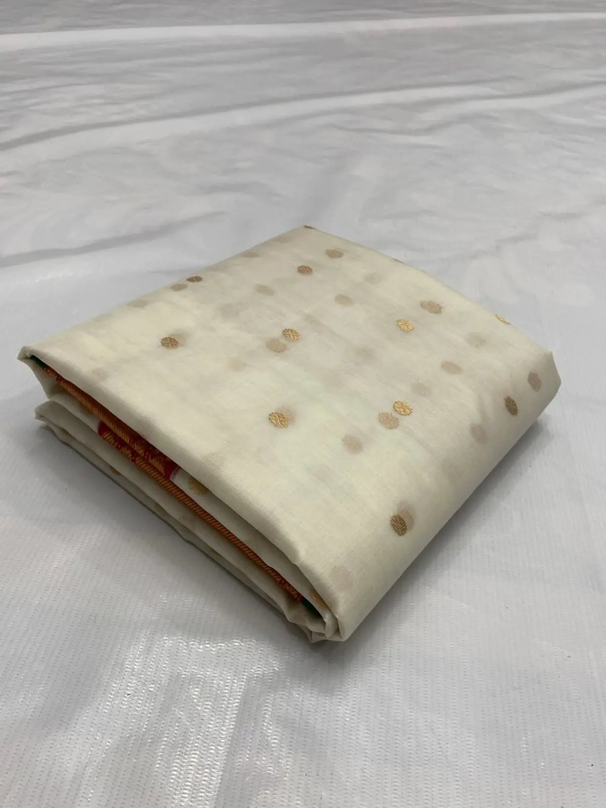 Creamy Ivory with Gilded Butteflies Kataan Silk - Handloom Chanderi Saree