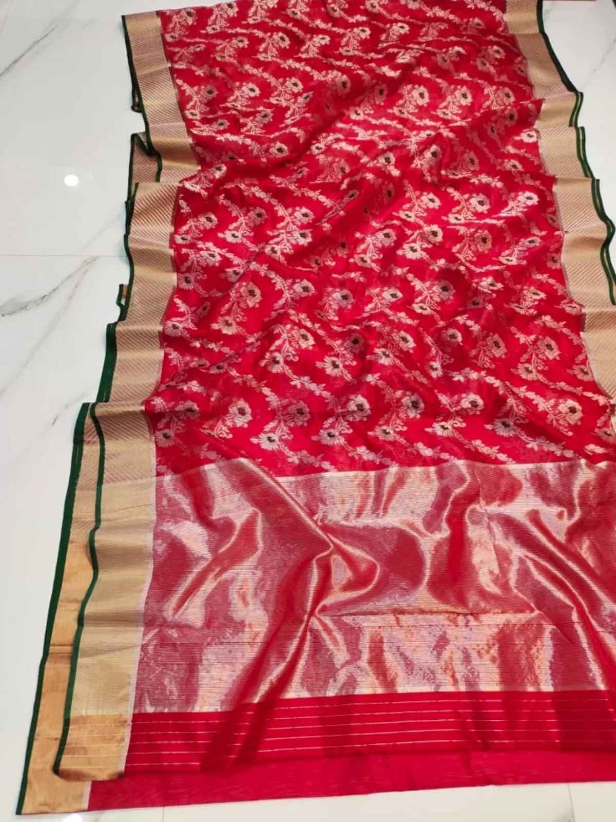 Handwoven Crimson & Antique Gold Crimson and Antique Gold Crimson Radiance with Antique Gold Floral Booti and Zari Border Chanderi Silk - Authentic Chanderi Silk Saree Chanderi Saree - View 1