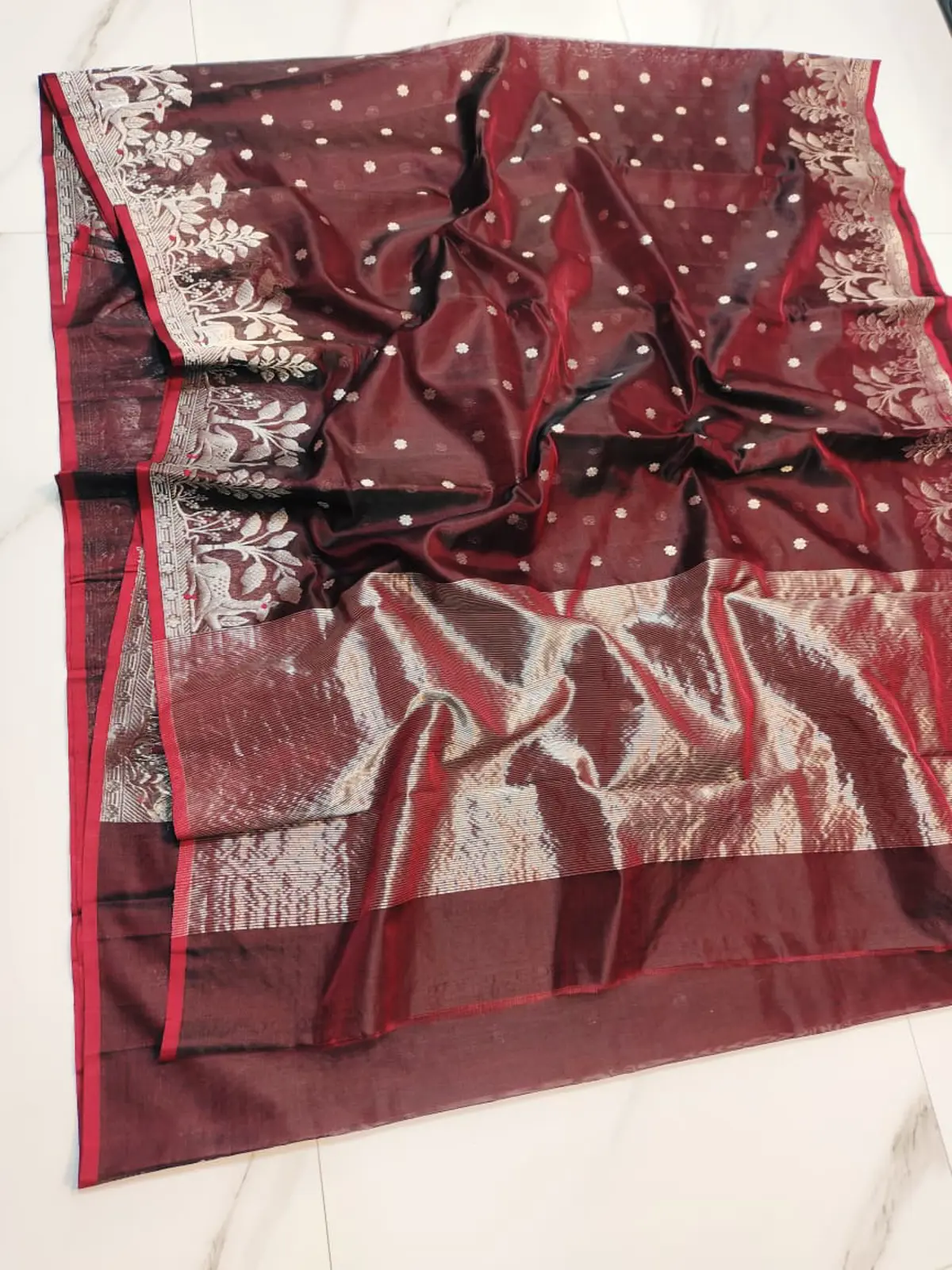 Handwoven Crimson & Silver Crimson Bloom with Silver Floral Booti Pattu Silk - Authentic Chanderi Silk Saree Chanderi Saree - View 3