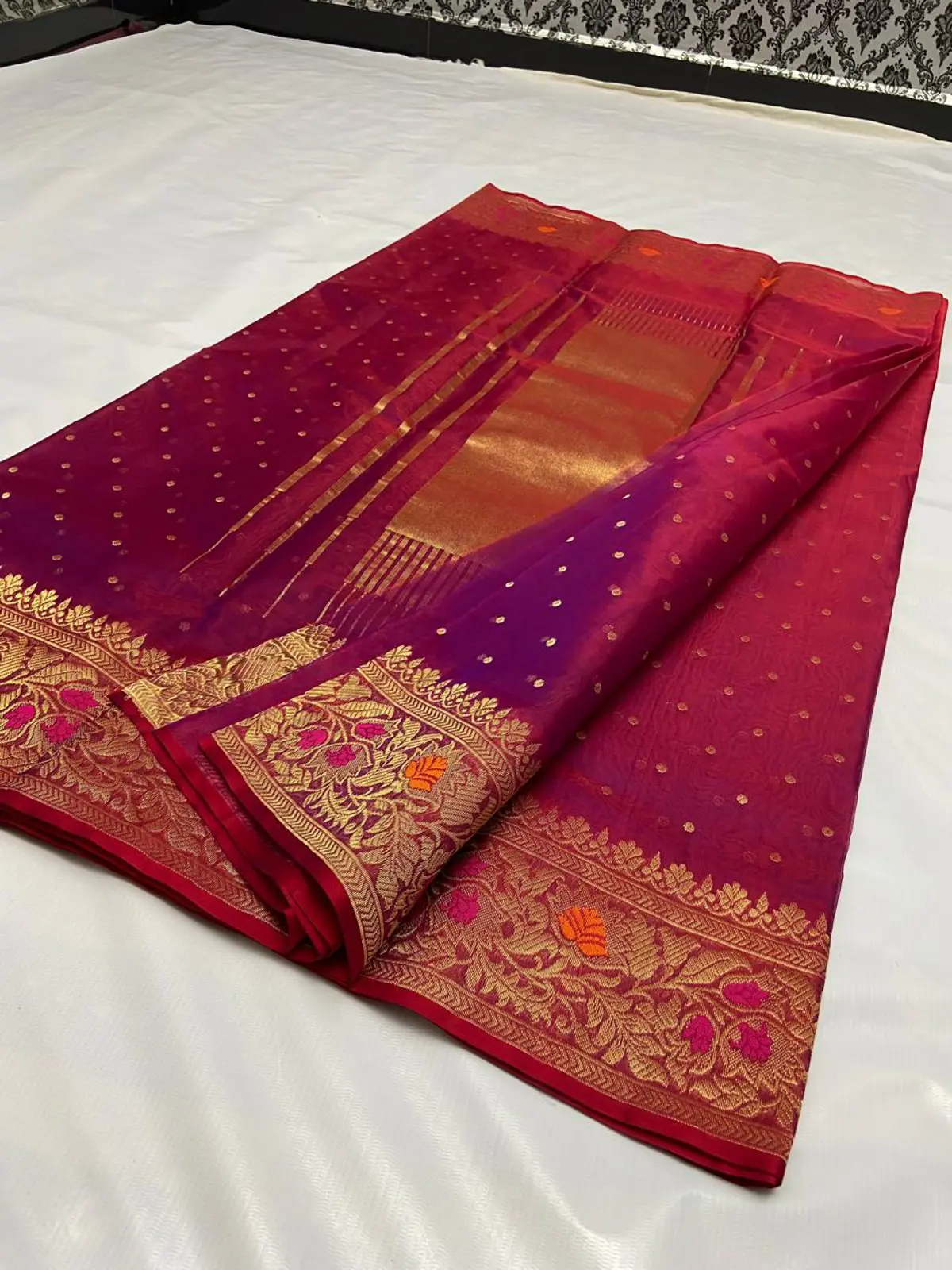 Handwoven Crimson Plum with Antique Gold Zari and Pink Accents Crimson Plum with Intricate Antique Gold Zari Floral Motifs Kataan Silk - Authentic Chanderi Silk Saree Chanderi Saree - View 2