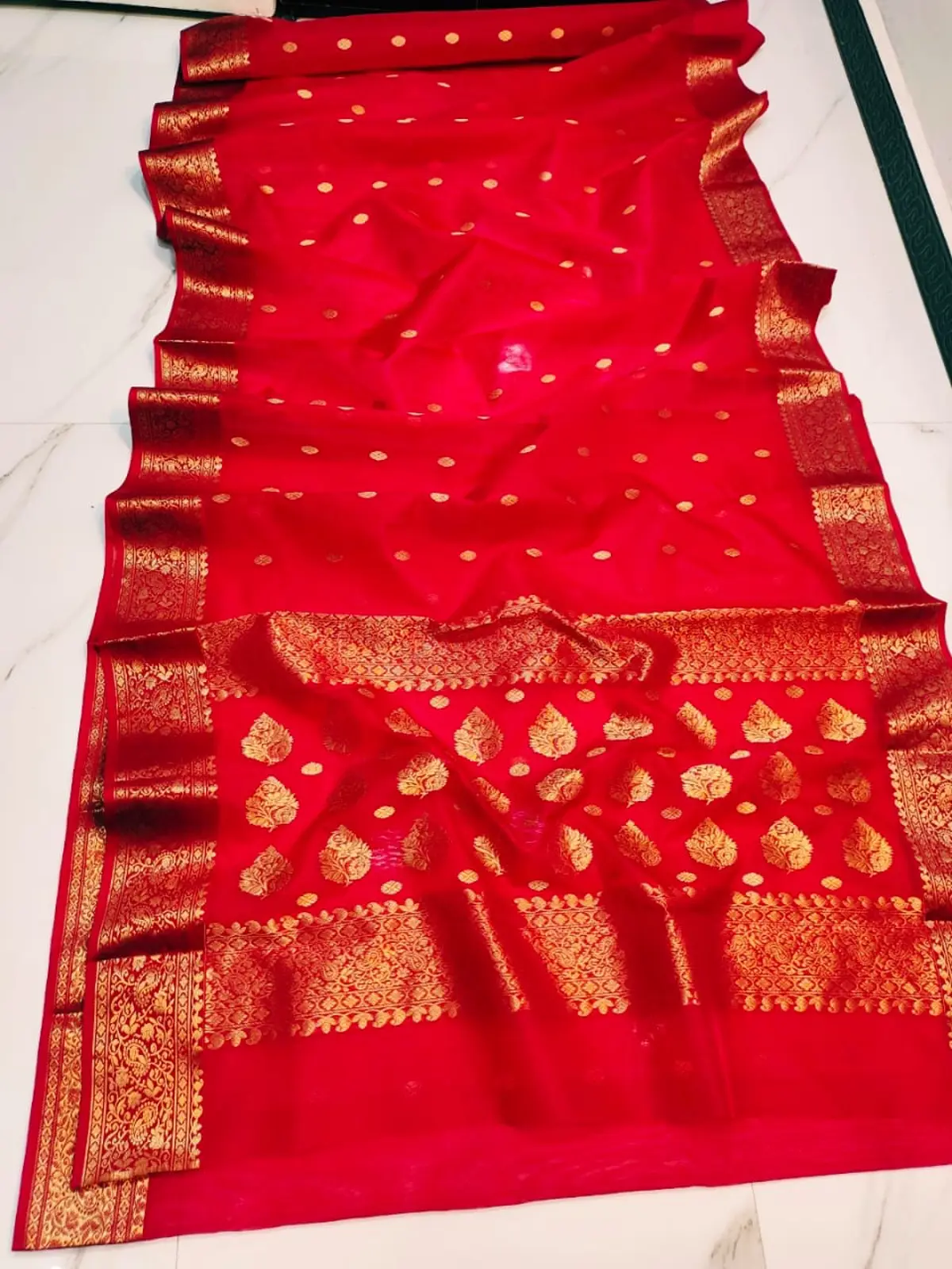Handwoven Crimson Red & Antique Gold Crimson Radiance with Gilded Brocade Kataan Silk - Authentic Chanderi Silk Saree Chanderi Saree - View 2