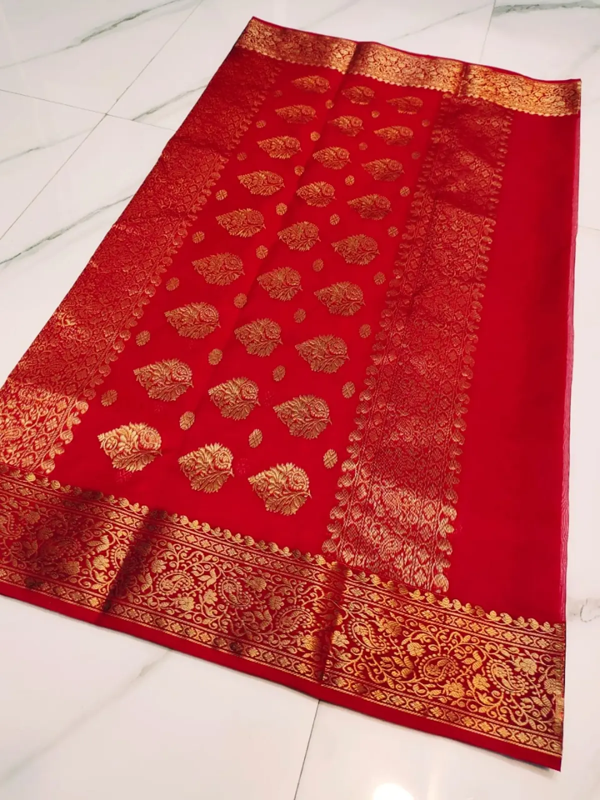 Handwoven Crimson Red & Antique Gold Crimson Radiance with Gilded Brocade Kataan Silk - Authentic Chanderi Silk Saree Chanderi Saree - View 5