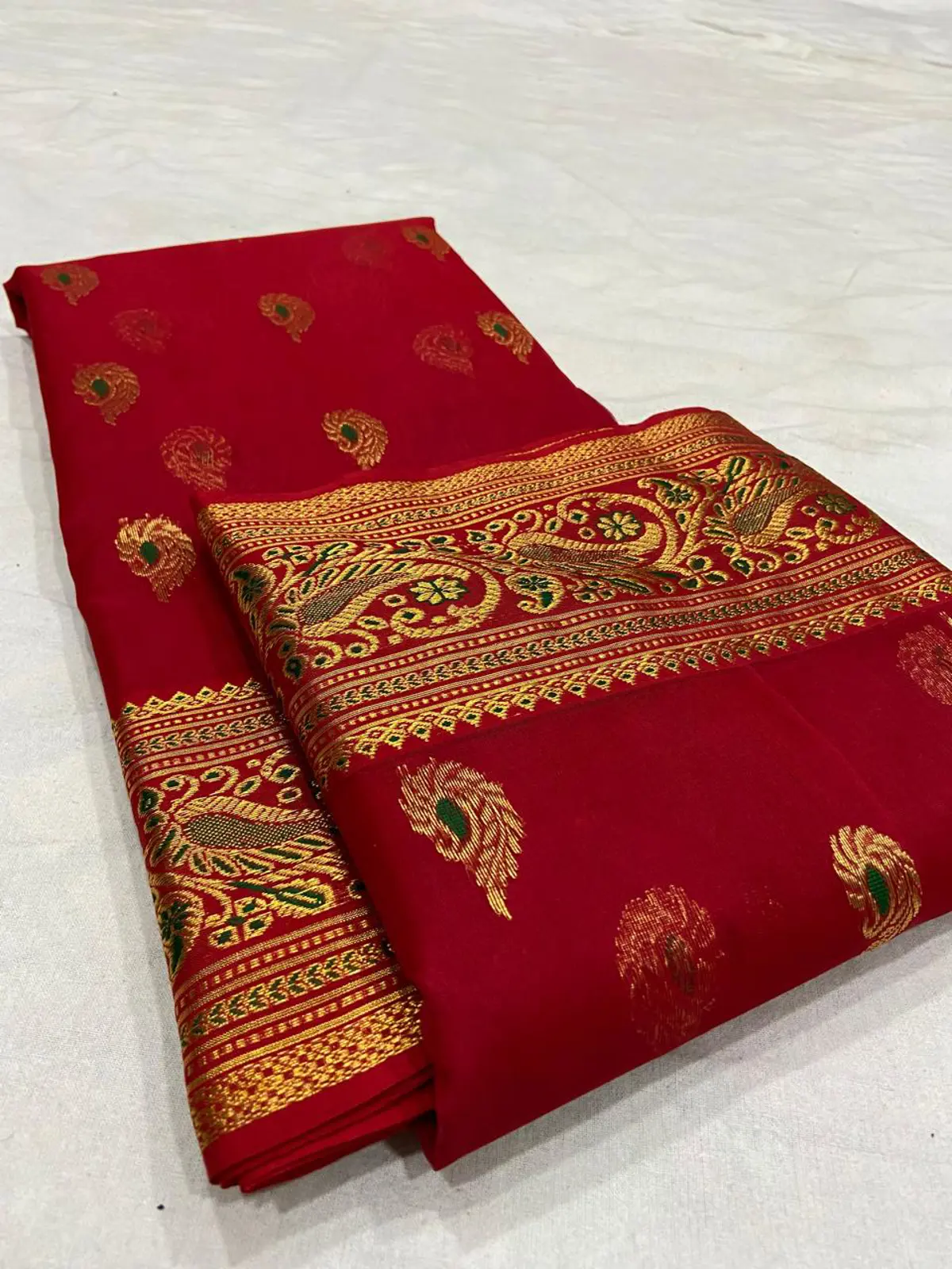 Crimson Radiance with Peacock Zari Border Kataan Silk - Handloom Chanderi Saree