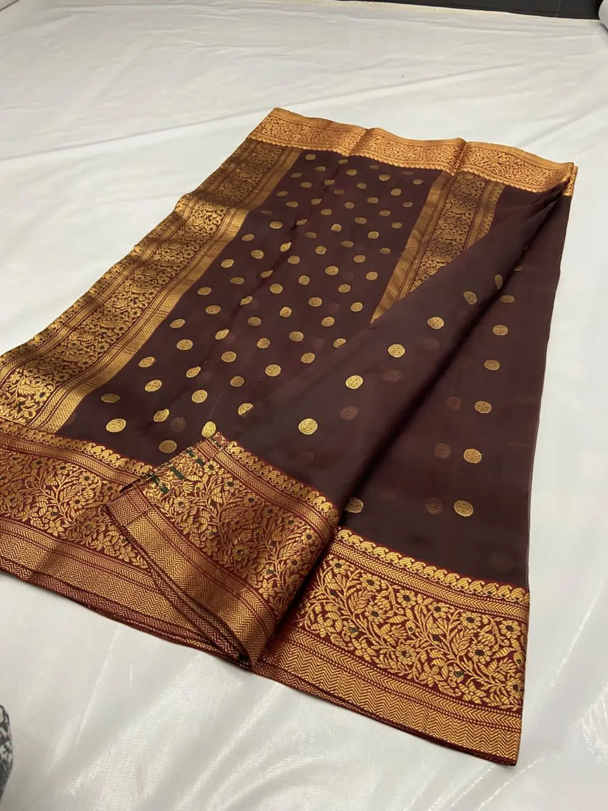 Handwoven Deep Burgundy & Antique Gold Deep Burgundy with Antique Gold Zari Bootis and Floral Border Kataan Silk - Authentic Chanderi Silk Saree Chanderi Saree - View 3