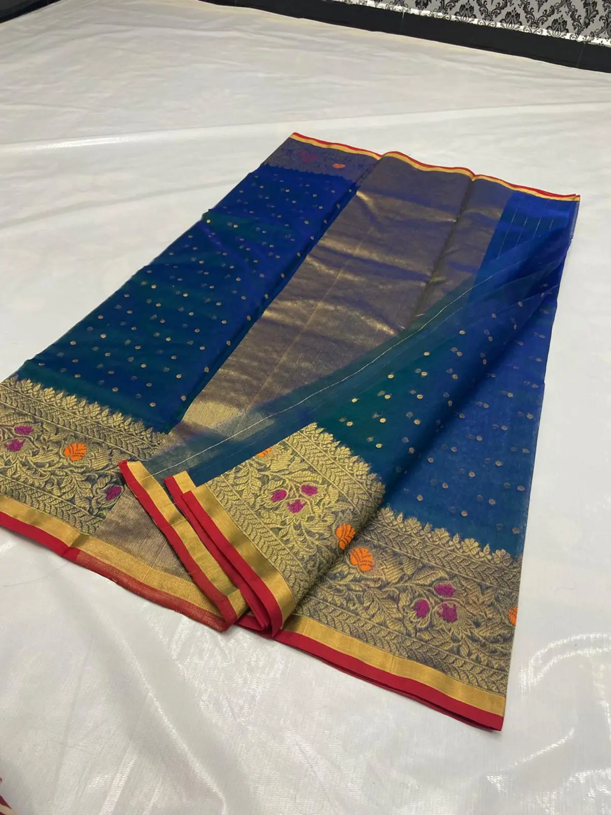 Handwoven Deep Cerulean Teal with Gilded Antique Zari and Vermillion Accents Deep Cerulean Teal with Gilded Antique Zari and Vermillion Accents Kataan Silk Saree - Authentic Chanderi Silk Saree Chanderi Saree - View 3