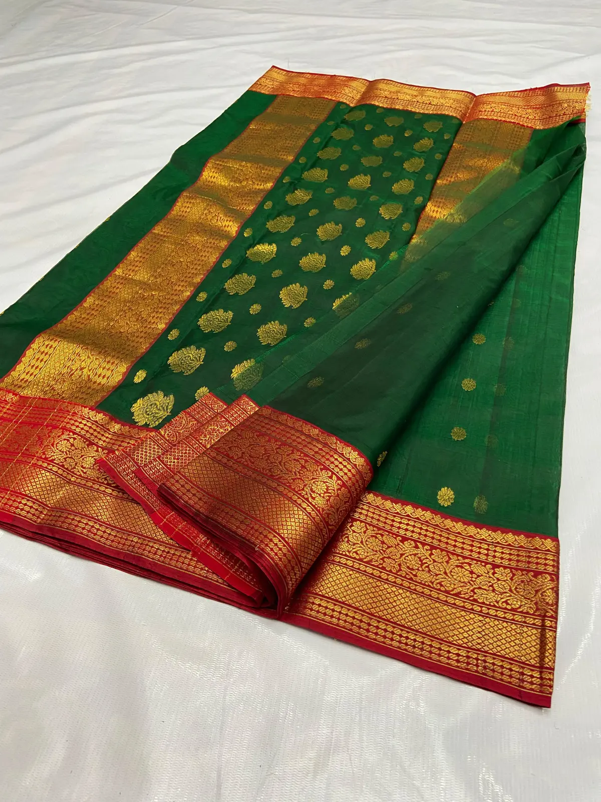 Handwoven Emerald Green, Crimson Red, and Antique Gold Emerald Green with Antique Gold Zari Bootis and Crimson Border Kataan Silk - Authentic Chanderi Silk Saree Chanderi Saree - View 4