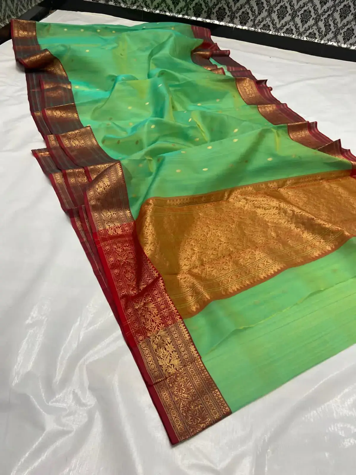 Emerald Green with Gold Buti Chanderi Saree - Handloom Chanderi Saree