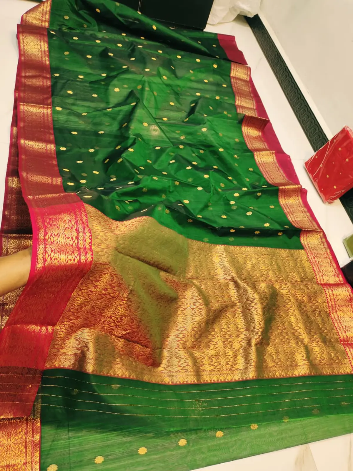 Handwoven Emerald Green & Antique Gold Emerald Grove with Antique Gold Brocade Kataan Silk - Authentic Chanderi Silk Saree Chanderi Saree - View 1
