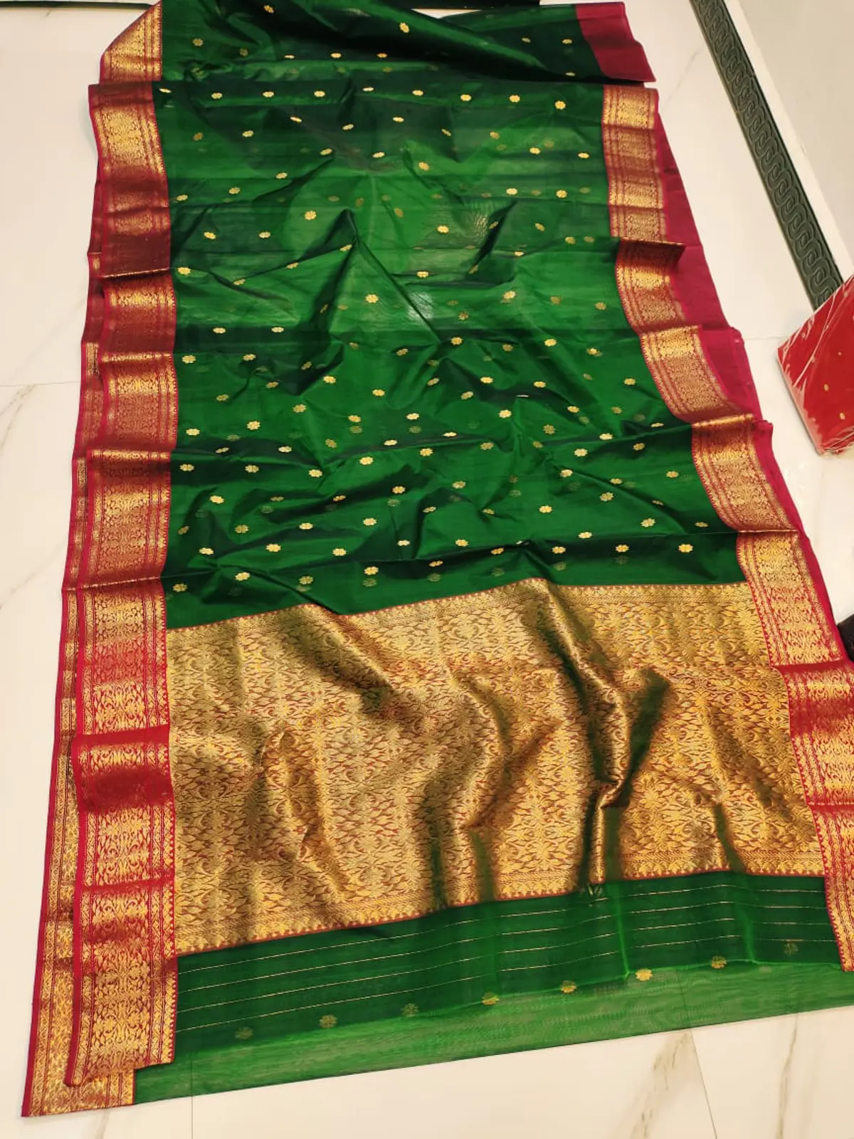 Handwoven Emerald Green & Antique Gold Emerald Grove with Antique Gold Brocade Kataan Silk - Authentic Chanderi Silk Saree Chanderi Saree - View 2