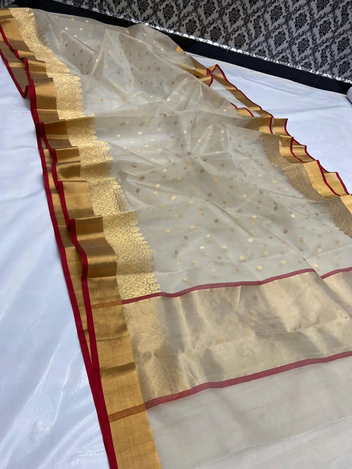 Handwoven Ethereal Ivory with Gilded Gold and Crimson Accents Ethereal Ivory with Gilded Gold and Crimson Accents Kataan Silk Saree - Authentic Chanderi Silk Saree Chanderi Saree - View 1