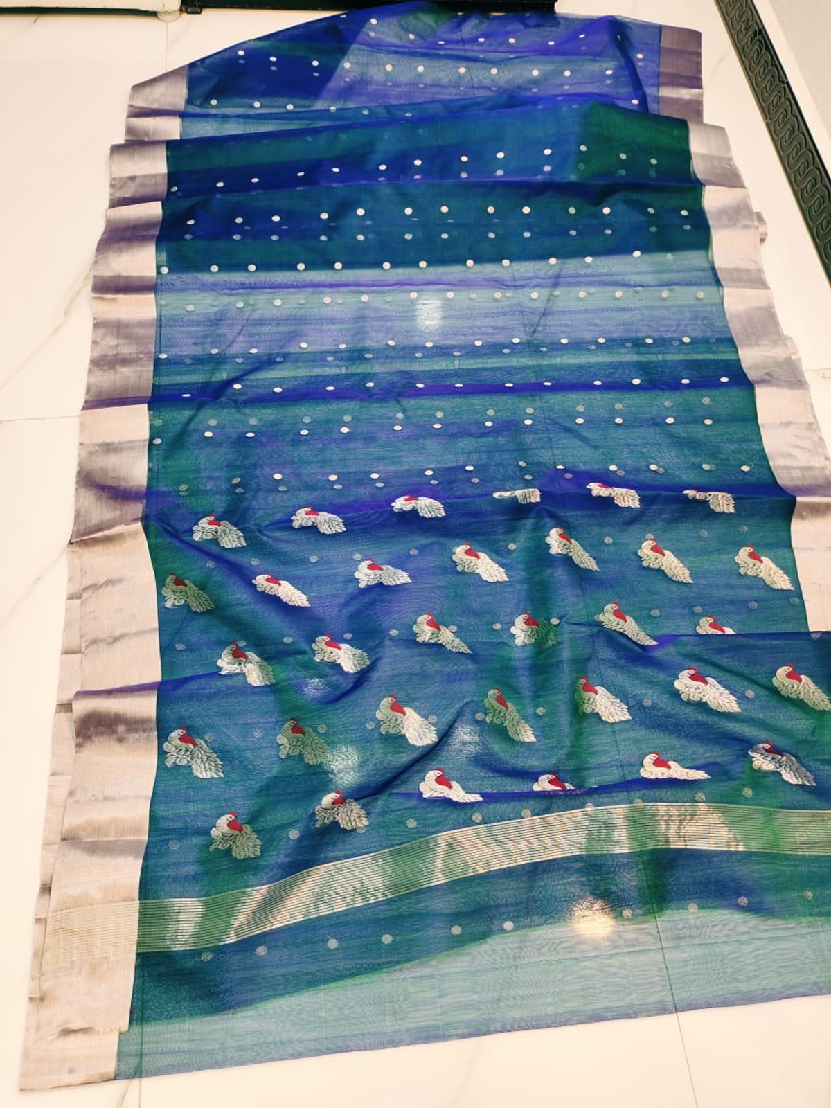 Handwoven Deep Plum Violet Dual Tone Exquisite Dual Tone Royal Blue Green Pure Katan Silk Saree - Authentic Chanderi Silk Saree Chanderi Saree - View 2