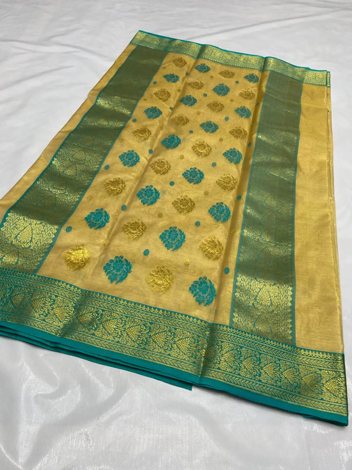 Handwoven Gilded Marigold & Verdant Emerald Gilded Marigold & Verdant Emerald Tissue Silk Saree - Authentic Tissue Chanderi Saree - View 3