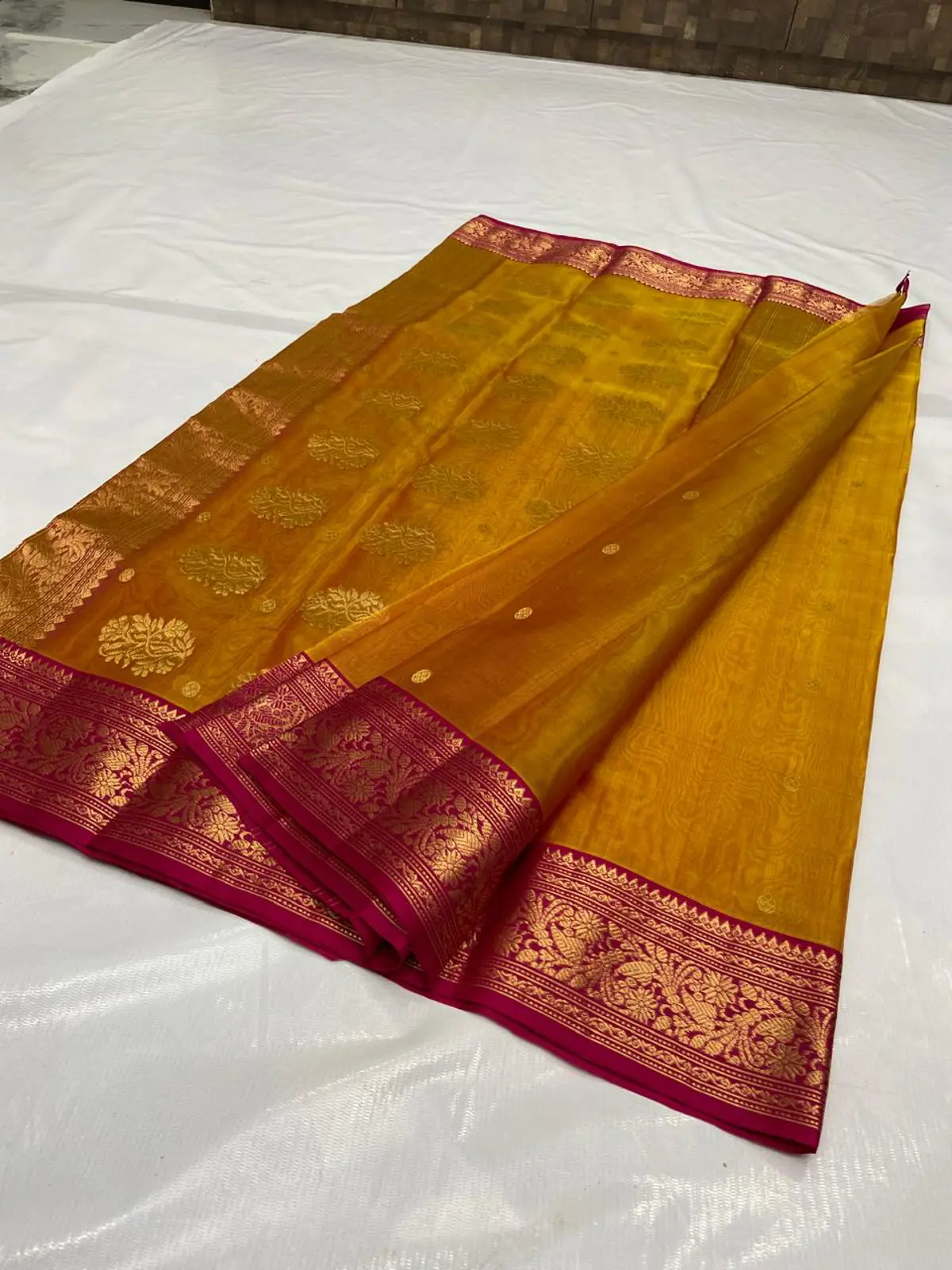 Handwoven Gilded Mustard & Rani Pink Gilded Mustard with Rani Pink Peacock Zari Border Kataan Silk - Authentic Chanderi Silk Saree Chanderi Saree - View 5