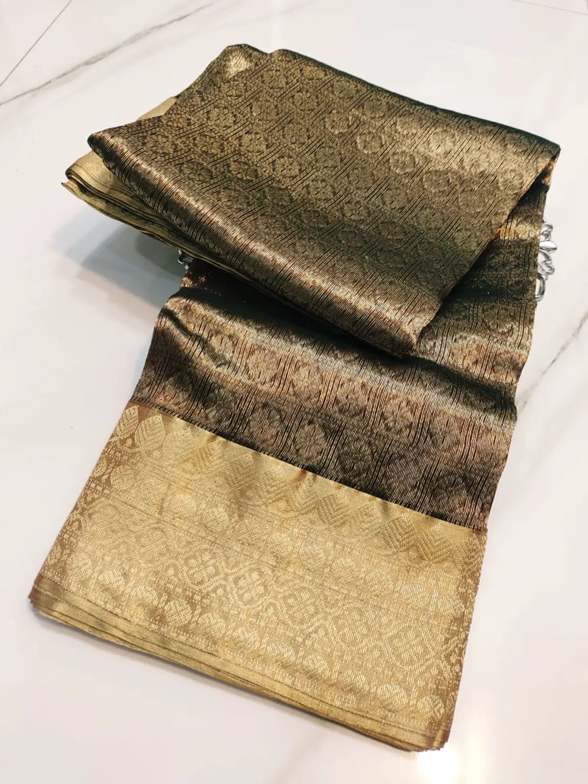 Handwoven Gilded Umber & Antique Gold Gilded Umber & Antique Gold Kataan Silk Saree - Authentic Chanderi Silk Saree Chanderi Saree - View 3