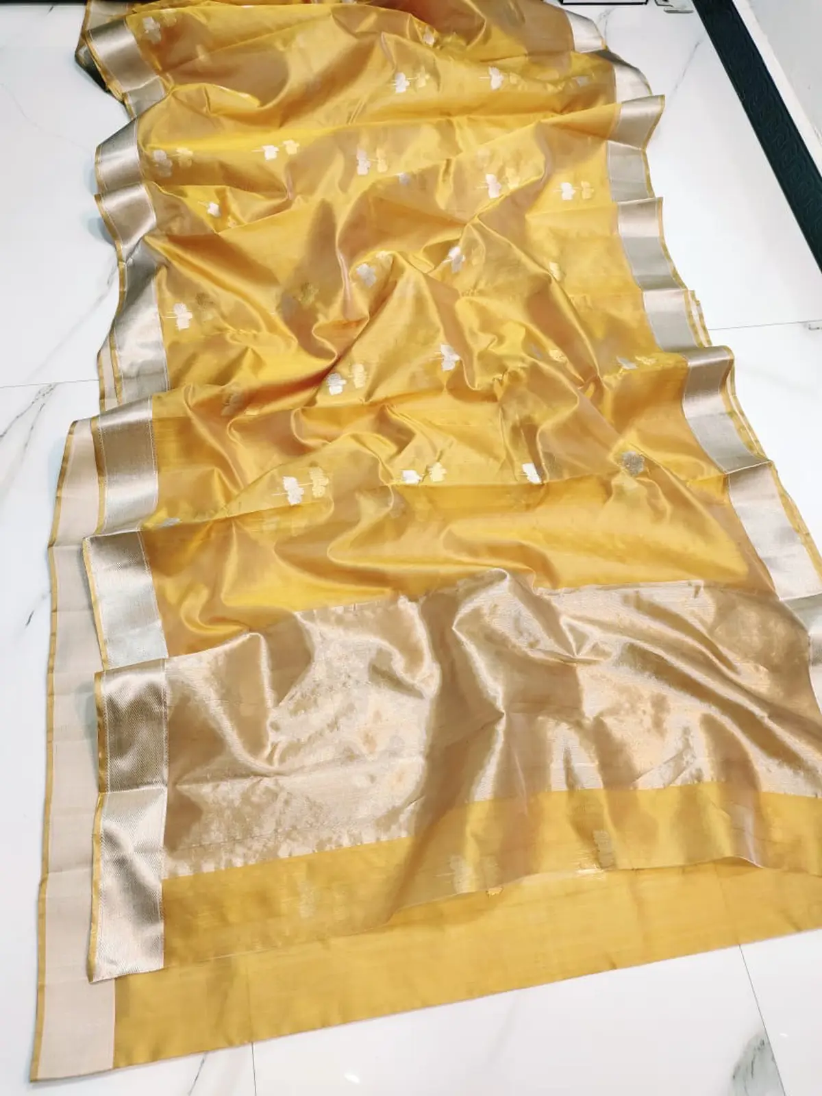 Handwoven Golden Yellow Golden Yellow Pattu Silk Saree - Authentic Chanderi Silk Saree Chanderi Saree - View 1