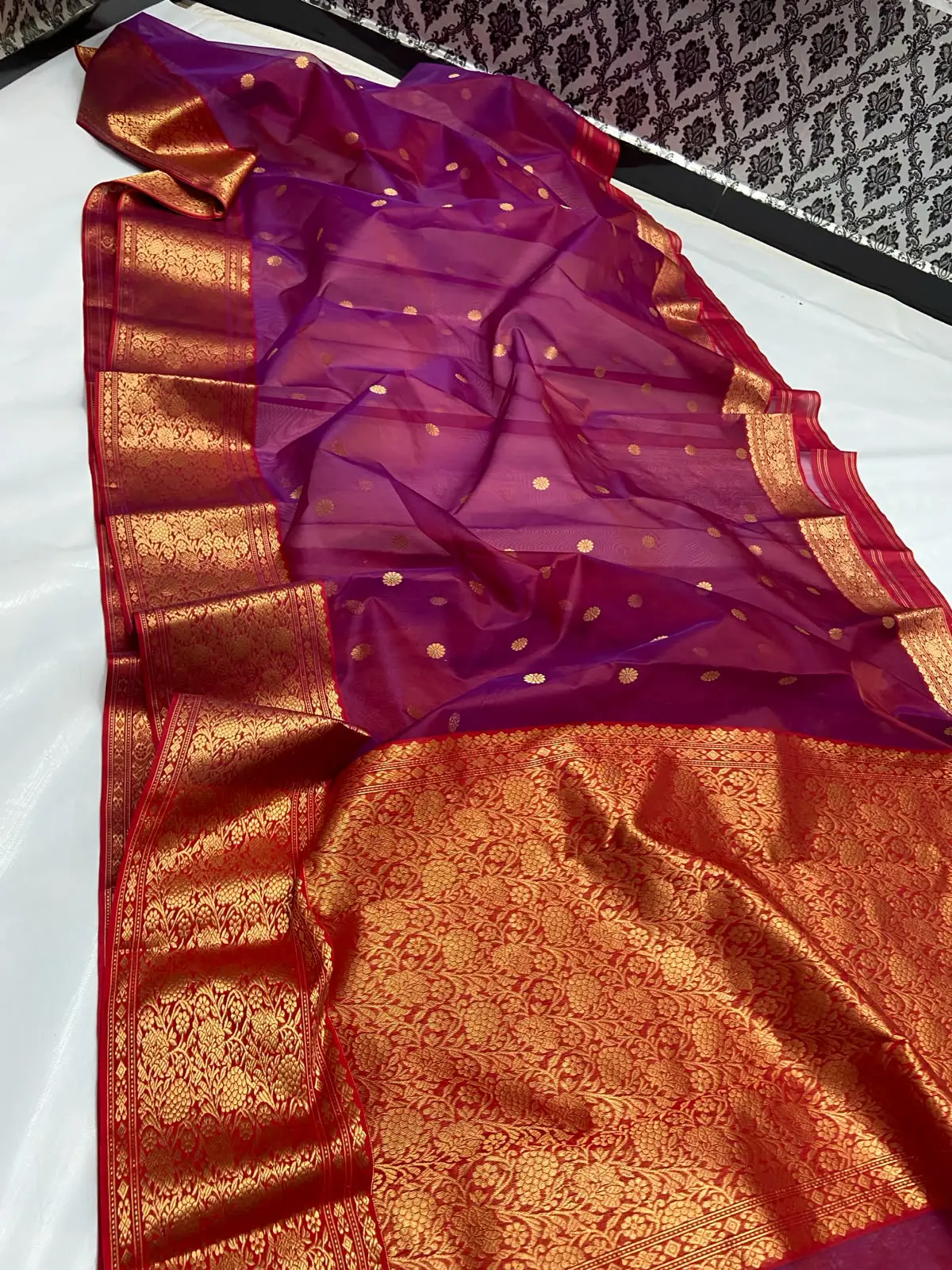 Handwoven Imperial Plum & Opulent Ruby Red with Antique Gold Zari Imperial Plum & Opulent Ruby Red with Antique Gold Zari Kataan Silk Saree - Authentic Chanderi Silk Saree Chanderi Saree - View 2
